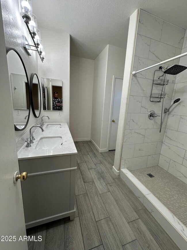 Foto del edificio - 2767 S Sailors Way