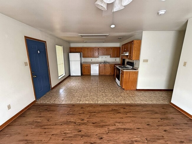 Foto del edificio - 1855 N Tallowood Dr