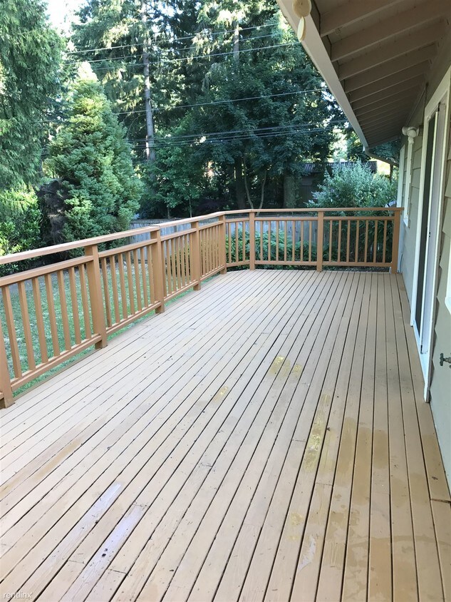 Foto principal - 1518 150th Ave NE