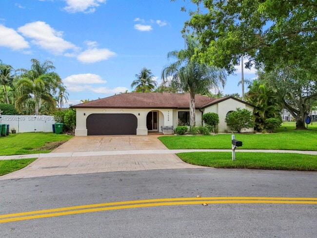 Foto del edificio - 11998 SW 51st Ct