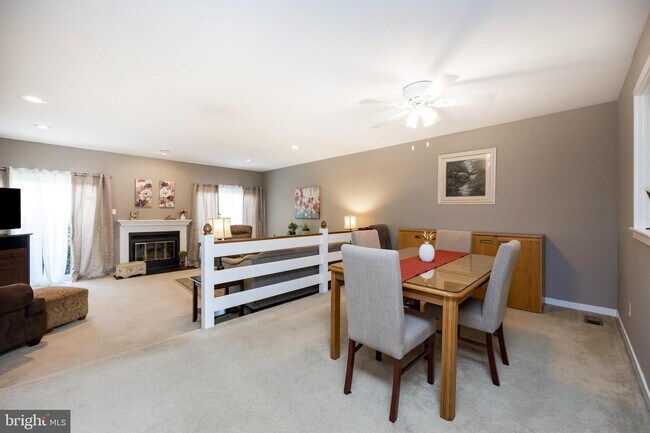 Foto del edificio - 801 Winchester Ct
