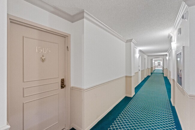 Foto del edificio - 5100 N Ocean Blvd
