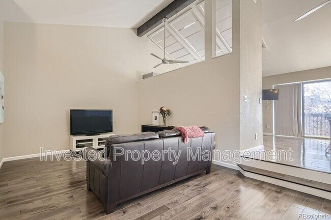 Foto del edificio - 2916 W Bryant Place