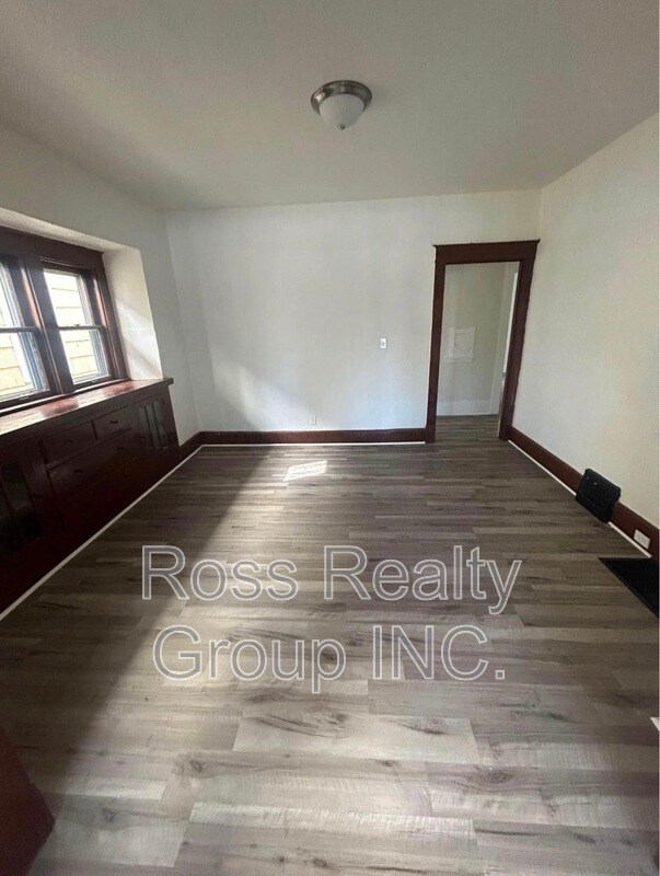 Foto del edificio - 2750 Monroe St