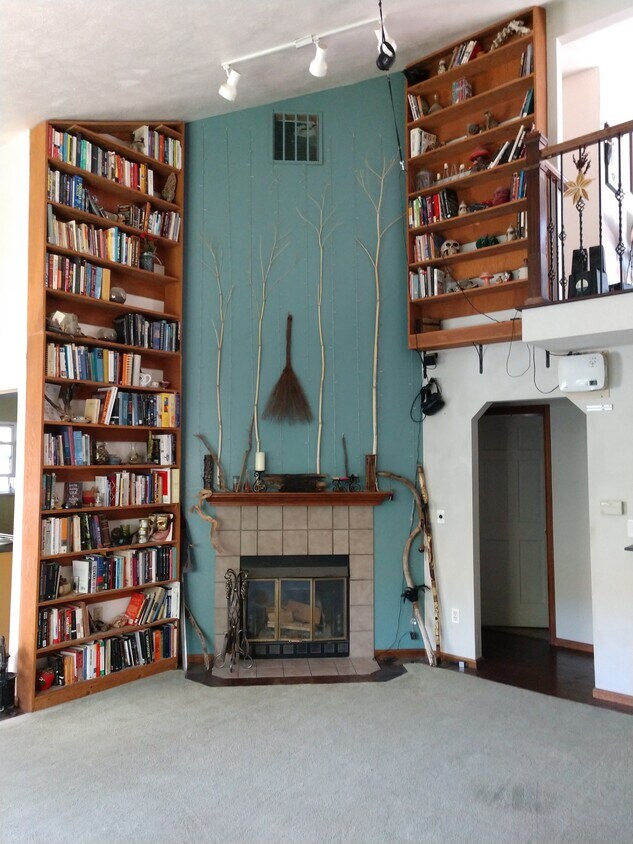 Foto principal - 2325 Redwood Ave