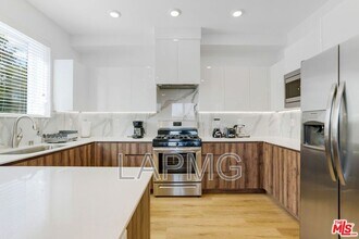 Building Photo - 4637 Laurel Canyon Blvd