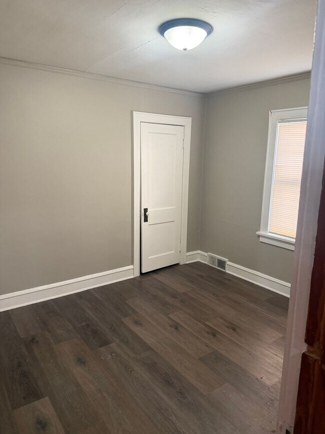 Foto del edificio - 2444 N 55th St