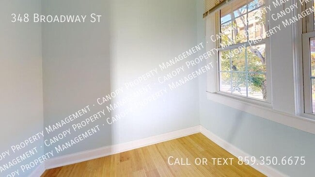 Building Photo - 348 Broadway St