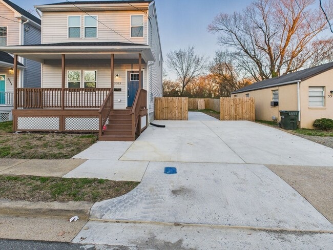 Building Photo - 3313 Tuxedo Blvd