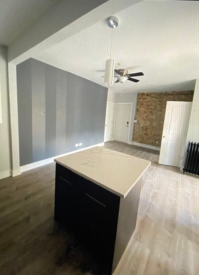 Foto del edificio - 1651 W Jonquil Ter