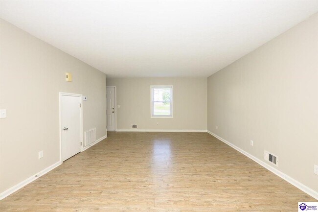 Foto del edificio - 173 Creekvale Dr