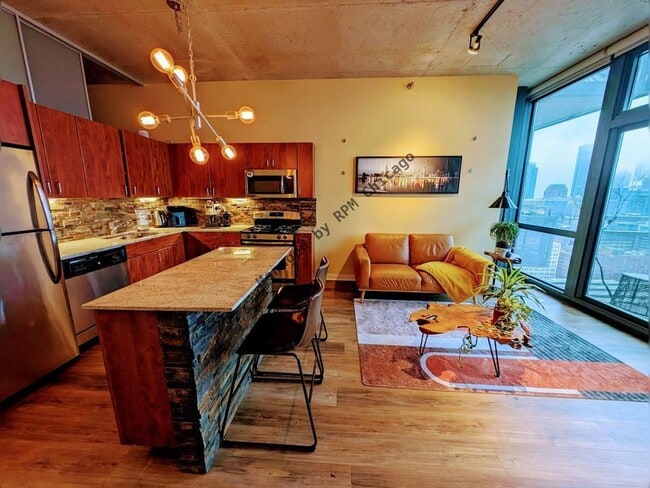 Photo - 235 W Van Buren St Apartment