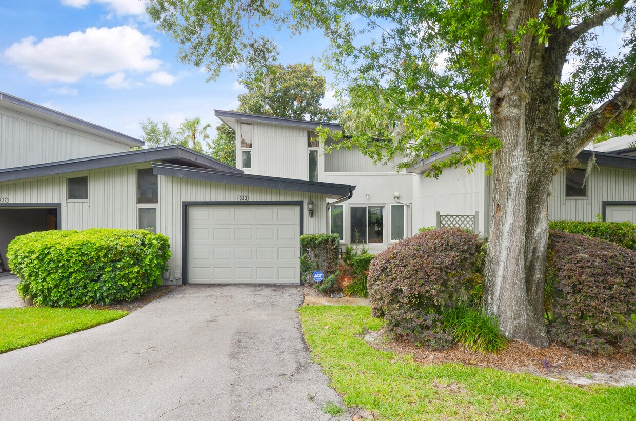 1923 Lake Alden Dr, Apopka, FL 32712 Townhome Rentals in Apopka FL