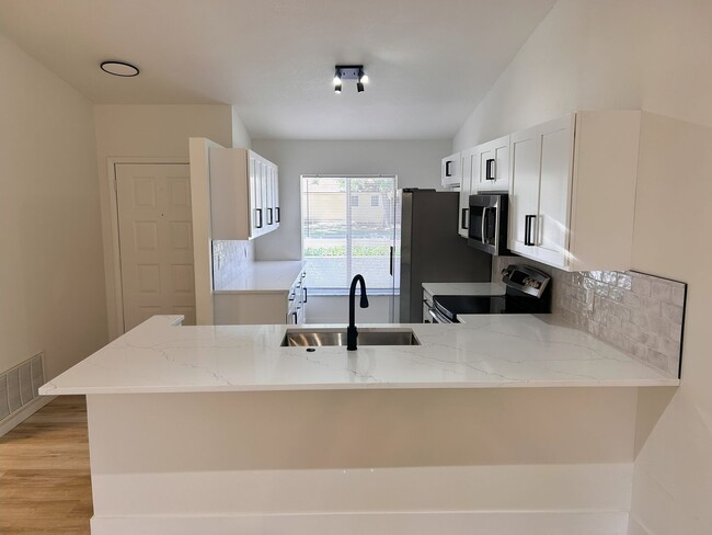 Foto del edificio - **2/2 Hidden Lakes Villa/ Sanford**