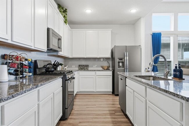 Building Photo - 5928 Agostino Dr