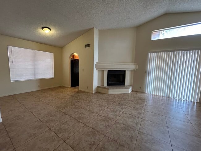 Building Photo - 2743 S 156th Ave