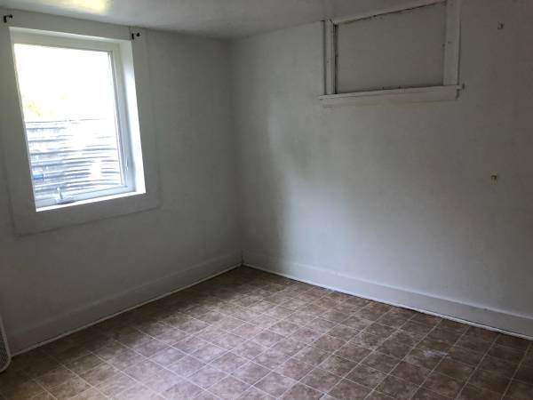 Dormitorio grande - 940 NE Maple St