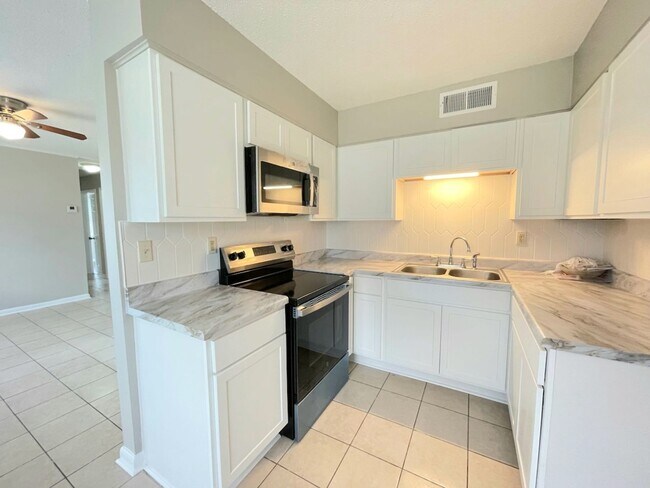 Building Photo - Adorable renovated home in Southaven