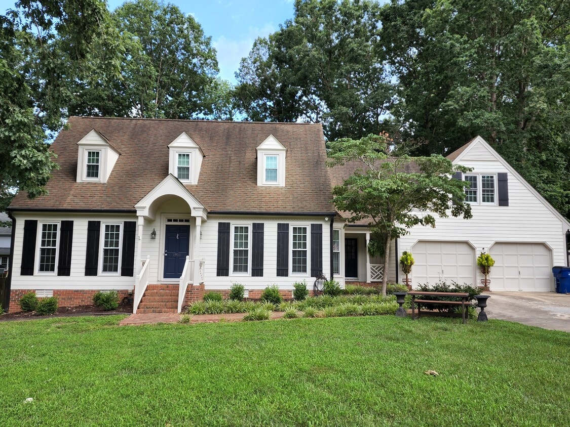 1916 Thorpshire Dr, Raleigh, NC 27615 House Rental in Raleigh, NC