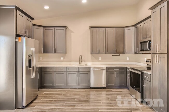 Foto del edificio - 4411 S 19th St