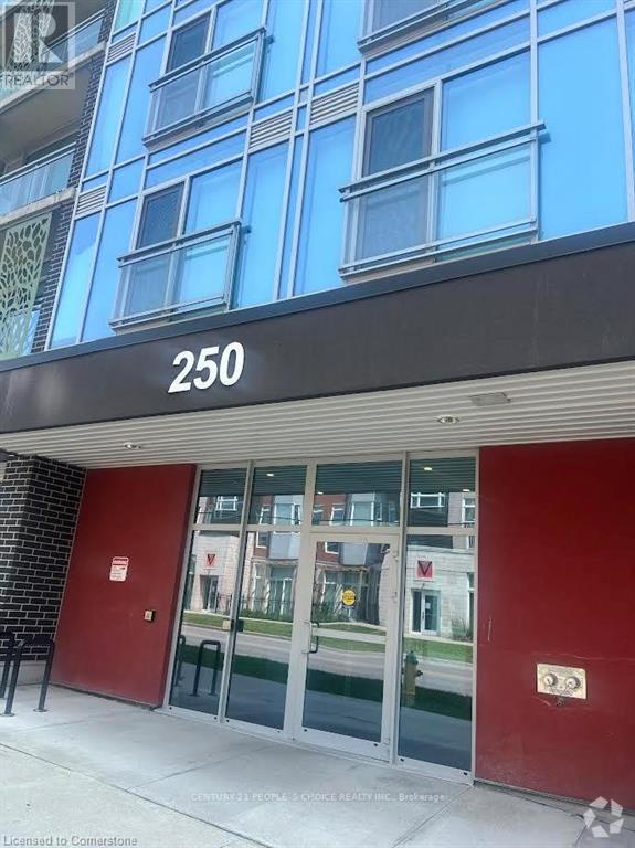Building Photo - 250 Albert St