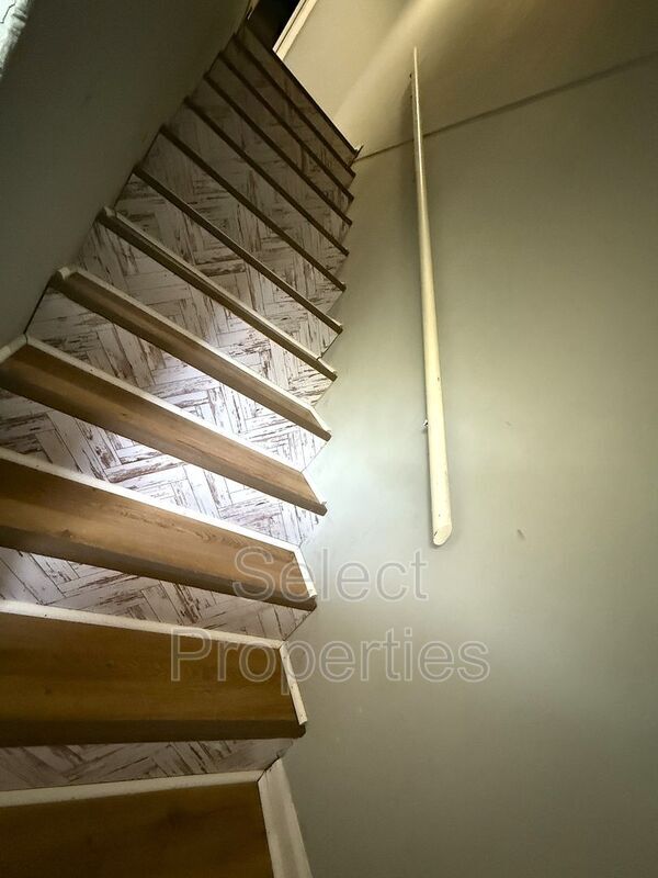 Foto del edificio - 2213 Spence Cir