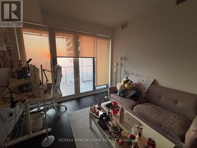 Photo du bâtiment - 7 Grenville St