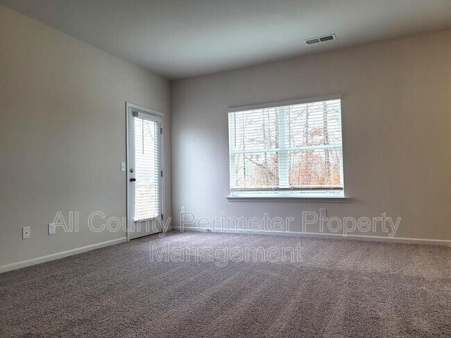 Foto del edificio - 25 Rambling Oaks Dr NE