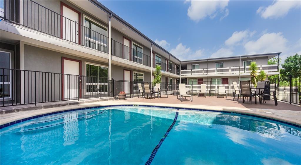 Foto principal - 3110 Red River St