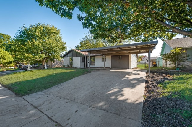 Photo - 2626 Bobwhite Blvd House