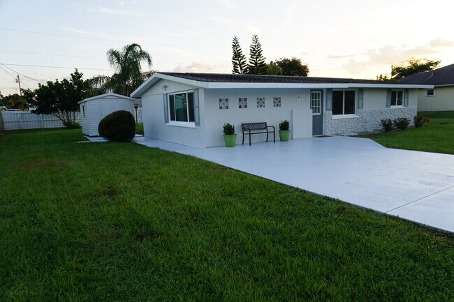 Foto del edificio - 843 E 6th St