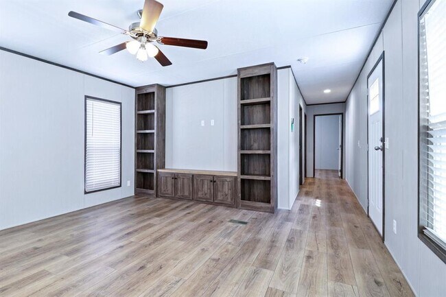 Building Photo - 12750 Aldine Westfield Rd