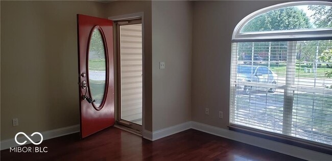 Building Photo - 8252 Cardinal Ct