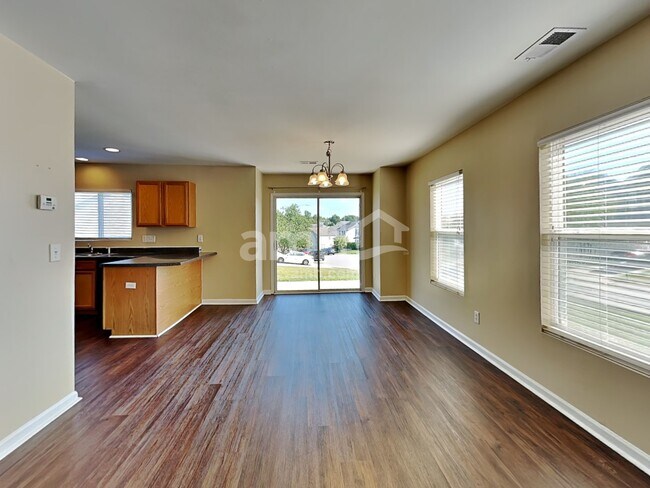 Building Photo - 3681 Marshlane Way