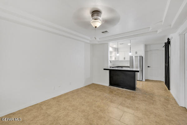 Building Photo - 4660 Vulcan Ave