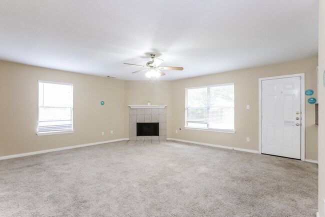 Building Photo - 8019 Scarlet Tanager Dr