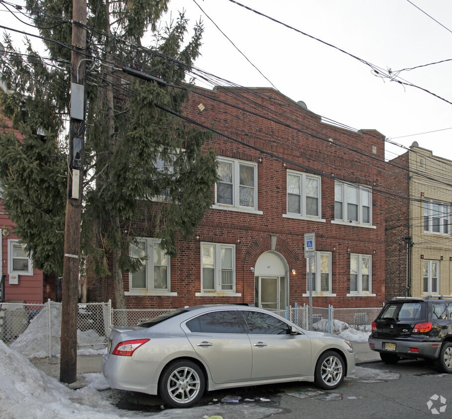 Building Photo - 57 Clarke Ave