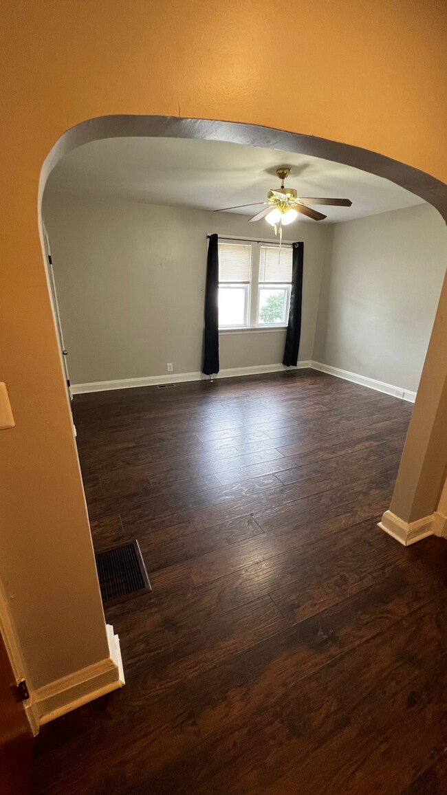 Foto del edificio - 1051 Desoto Rd