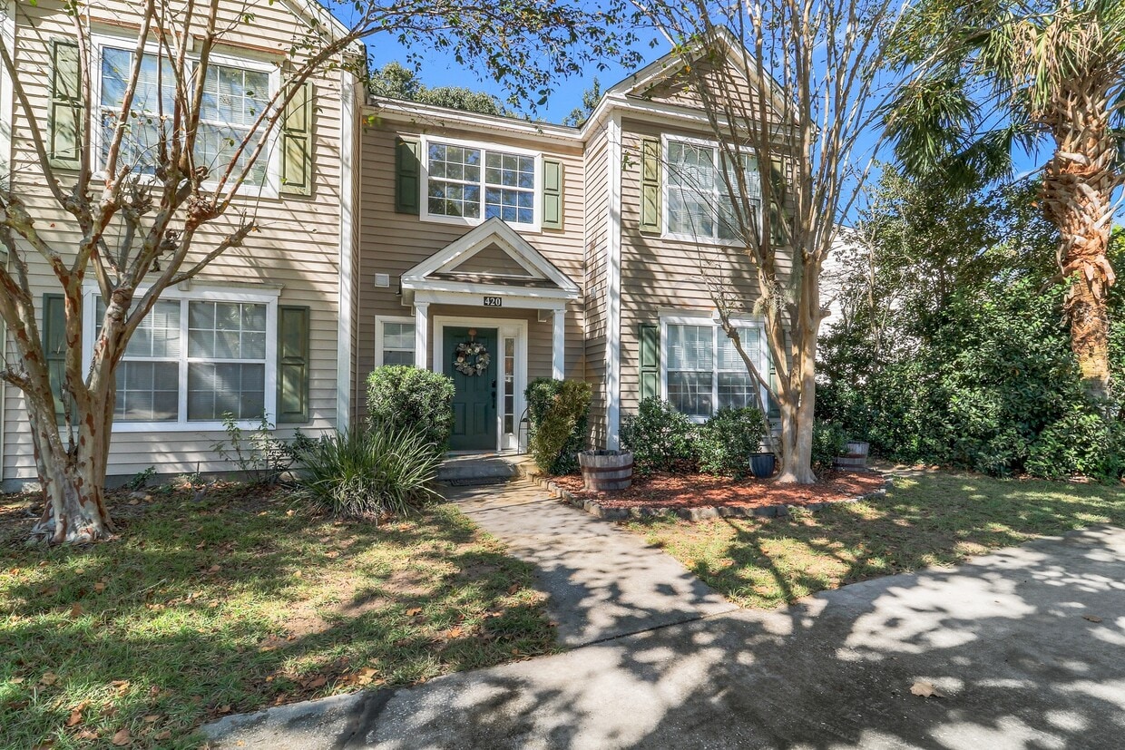 Foto principal - 420 Gardners Cir