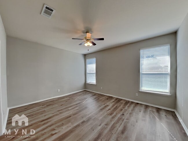 Building Photo - 5037 Caraway Dr