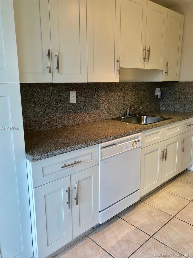 Building Photo - 3590 Blue Lake Dr