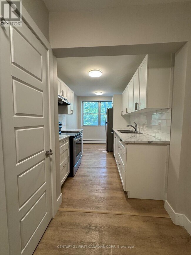 Building Photo - 75 High St