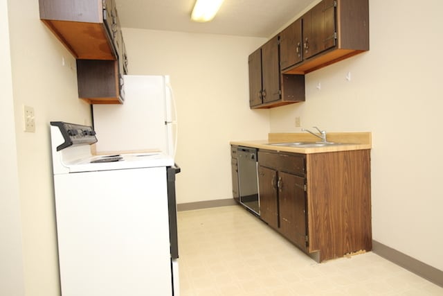 Building Photo - 2527 H St