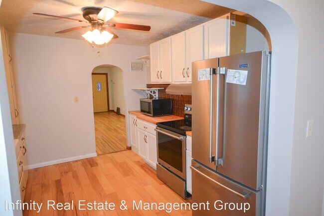 Foto del edificio - 3 br, 1.5 bath House - 1106 9th Ave SW