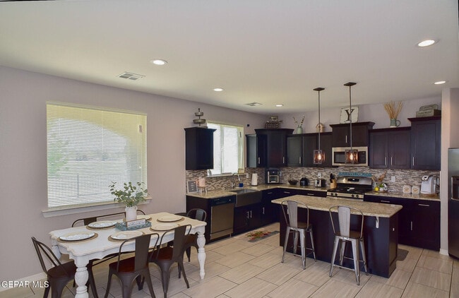 Foto del edificio - 14447 Onnie Kirk Ave