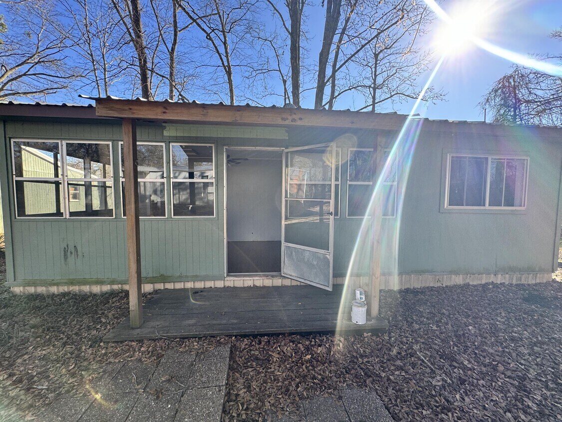 Primary Photo - 4998 Byrd Ln