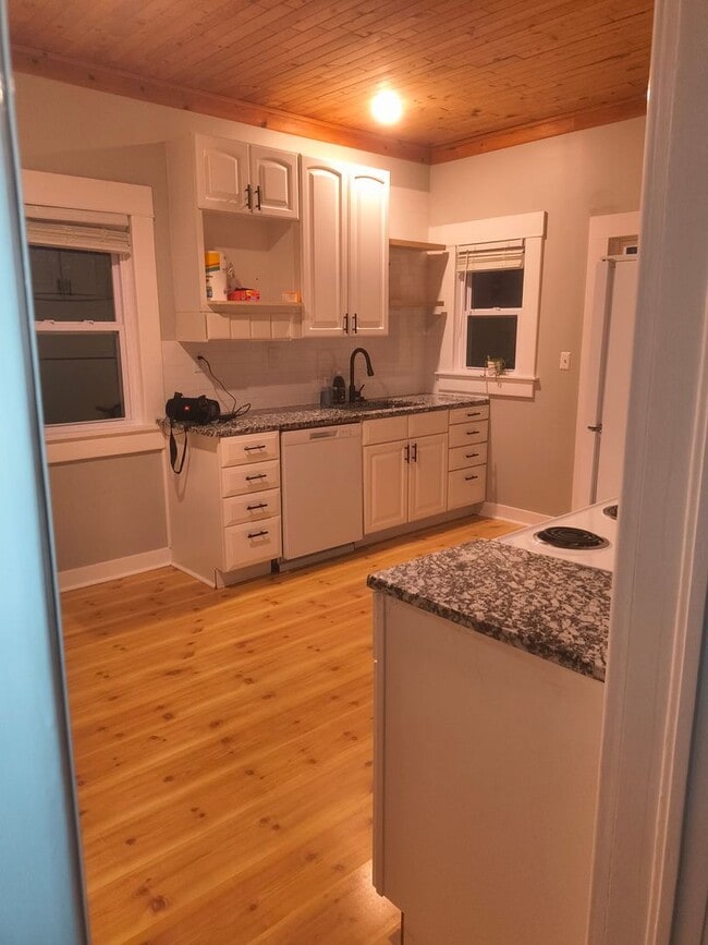 Building Photo - Welcome to Your Next Home with Harvest Investments!