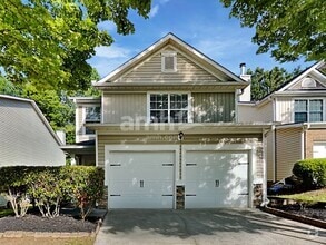 Building Photo - 131 Hidden Creek Dr