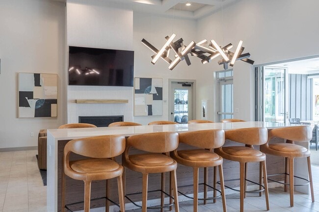 Building Photo - Viridian Apartments