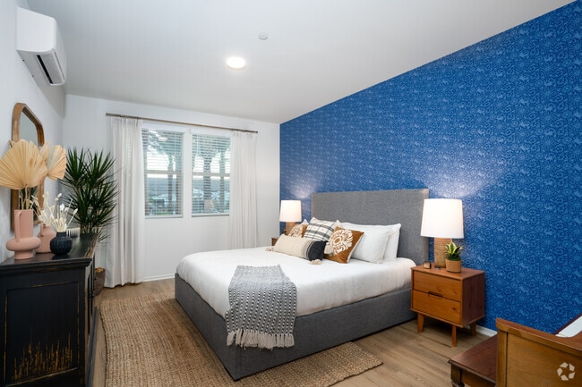 2 habitaciones, 2 baños, 1087 pies cuadrados, dormitorio principal - Broadstone Rancho Belago